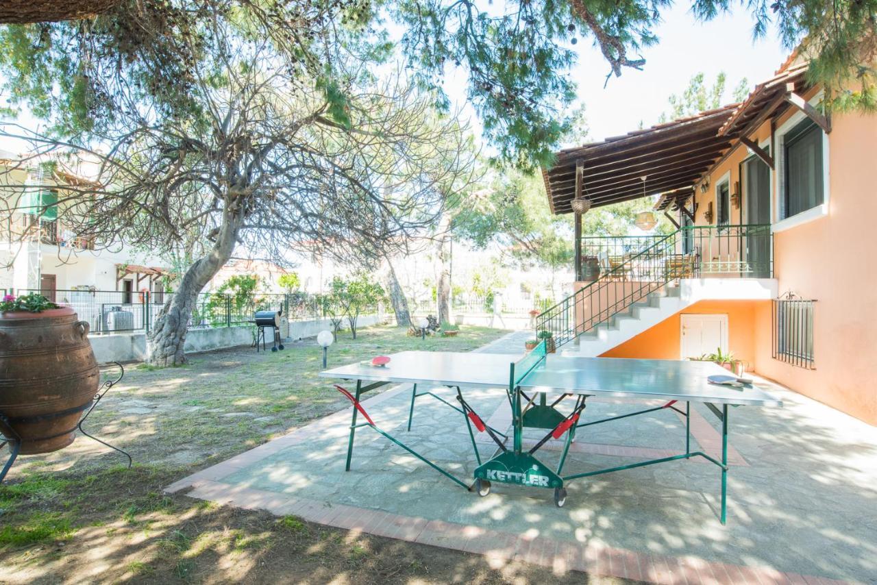 Villa Pefka Nikiti  Exterior photo
